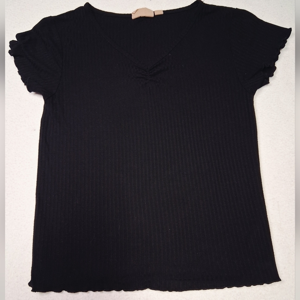 4/20$ Harlow Black Ribbed Short Sleeve Top